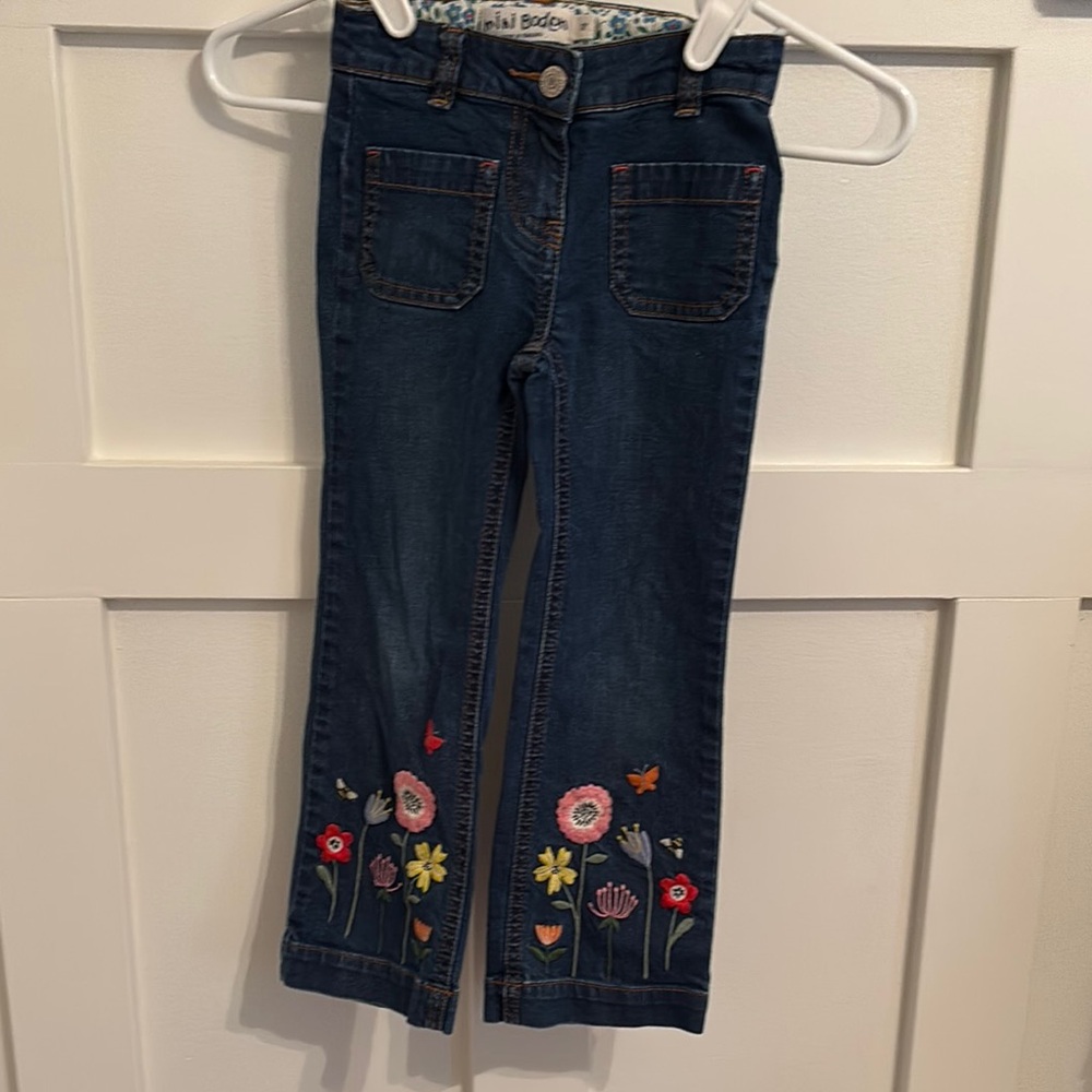 Boden Size 5 Girls Embroidered Jeans